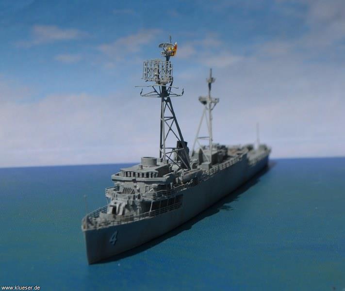 HQ-4 Trần Khánh Dư ex USS DER-334 Forster